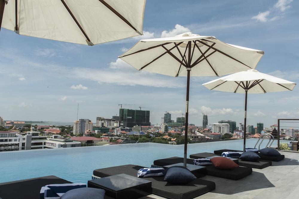 Aquarius Hotel And Urban Resort Phnom Penh Exterior foto