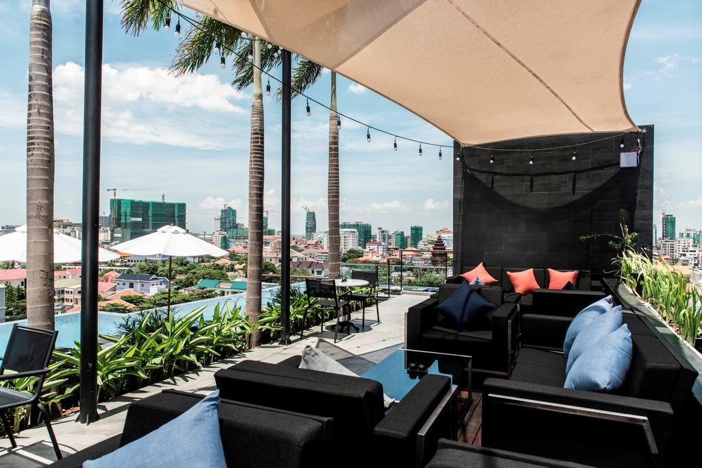 Aquarius Hotel And Urban Resort Phnom Penh Exterior foto