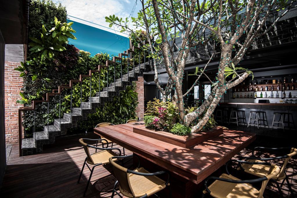 Aquarius Hotel And Urban Resort Phnom Penh Exterior foto